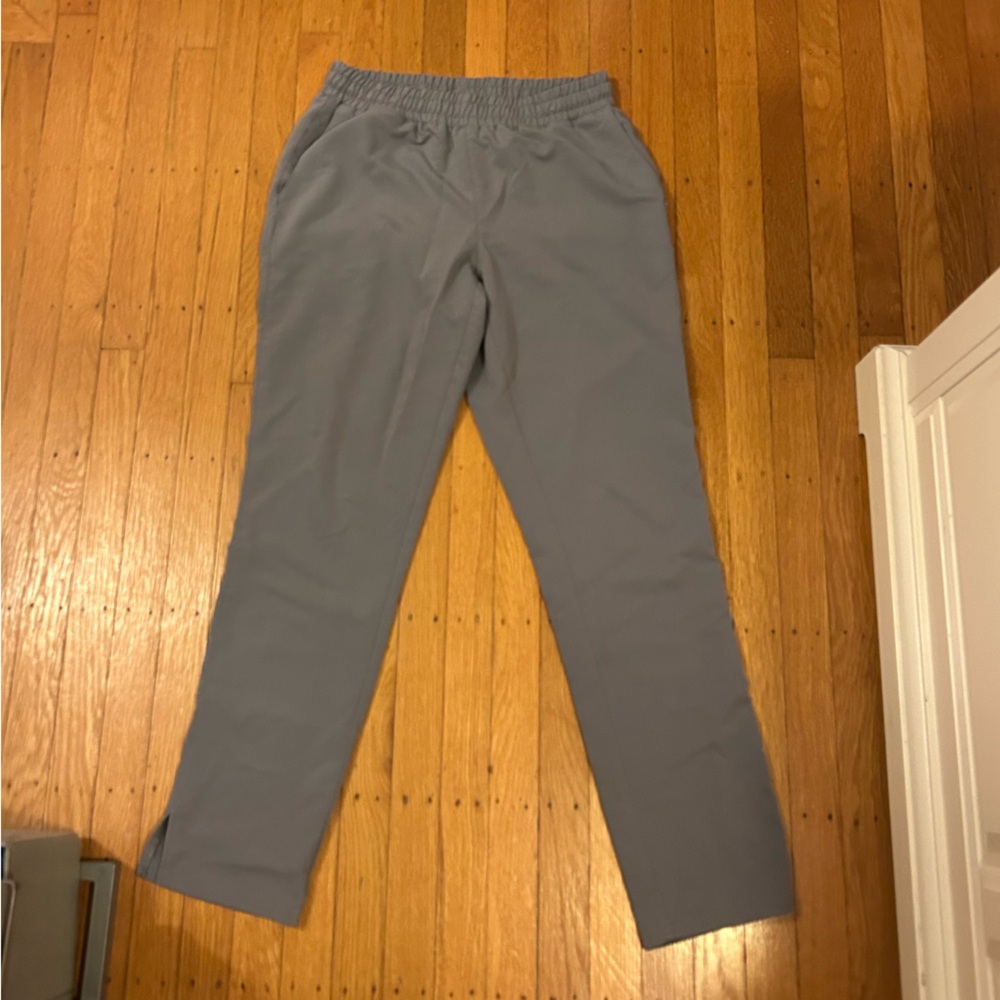 Jaanuu gray scrub pant